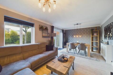 Living/ Dining Ro...