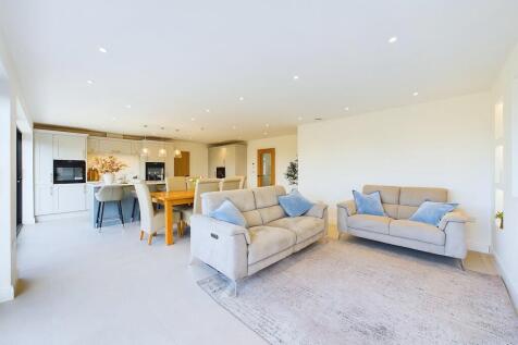 Open Plan Family ...