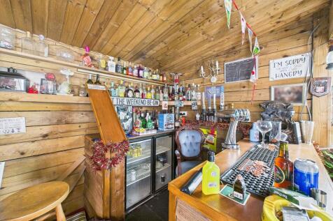 Outdoor Bar