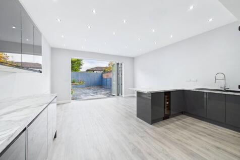 Open Plan Family ...