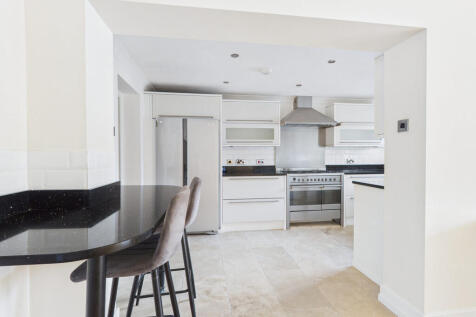 Open Plan Family ...