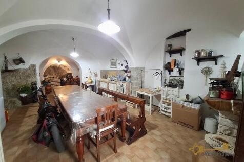 Property Image 37
