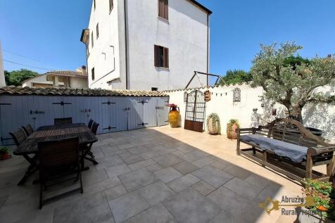 Property Image 6