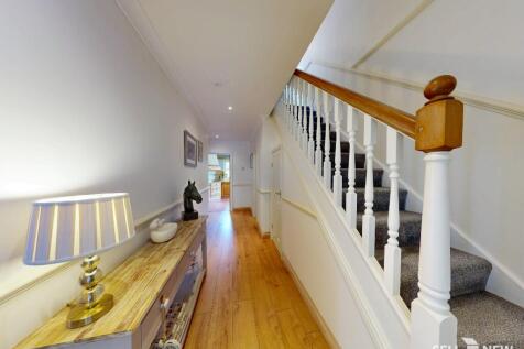 Hallway/stairs 