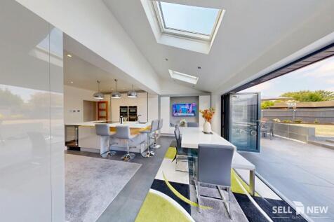Dinning/family room 