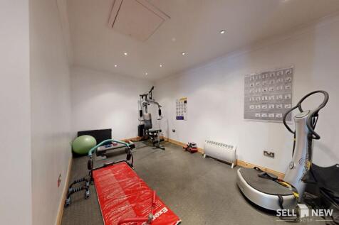 Garage/gym 