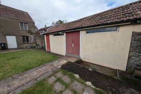 outbuilding.jpg