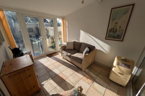 garden room.jpg