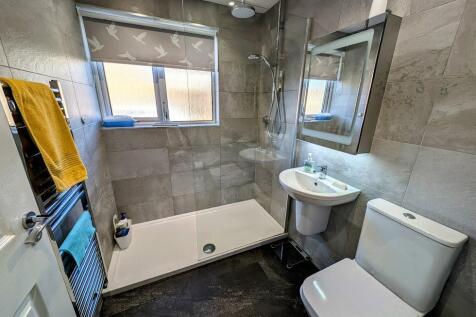 shower room.jpg