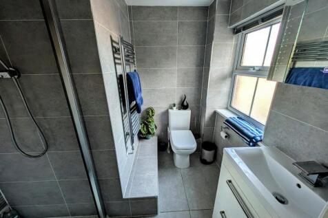 en suite.jpg