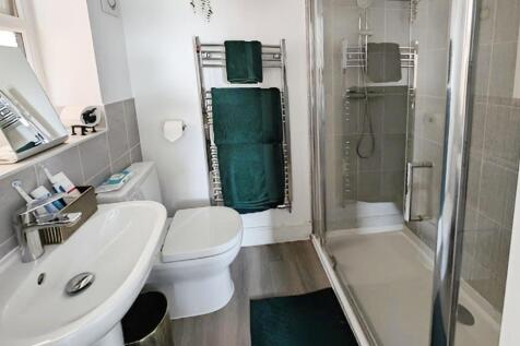 ENSUITE.jpg