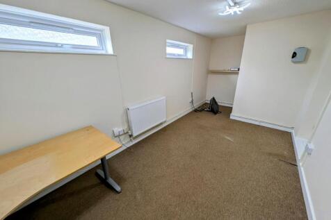 31 quedgeley further reception.jpg