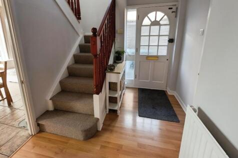62f148a4-hall.jpg