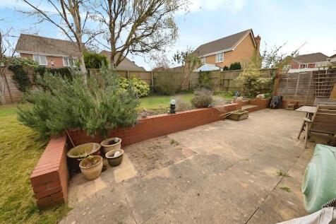 dbe43e9f-patio.jpg