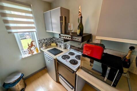 59 Home Orchard kitchen 2.jpg