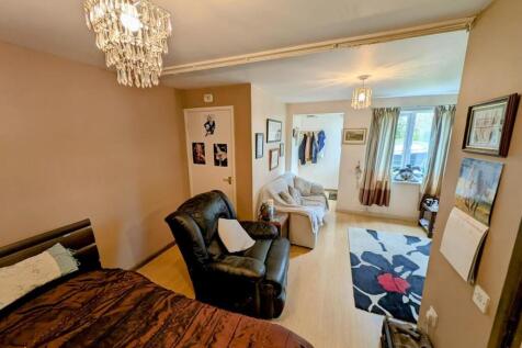 59 Home Orchard lounge 3.jpg