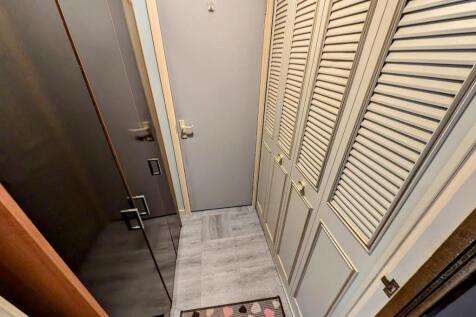 59 Home Orchard inner hall.jpg