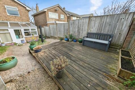 c3cdf3f5-decking.jpg