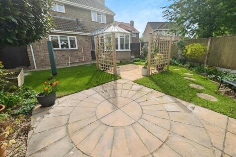 36aa0d78-patio.jpg