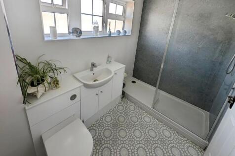 50785c34-shower.jpg