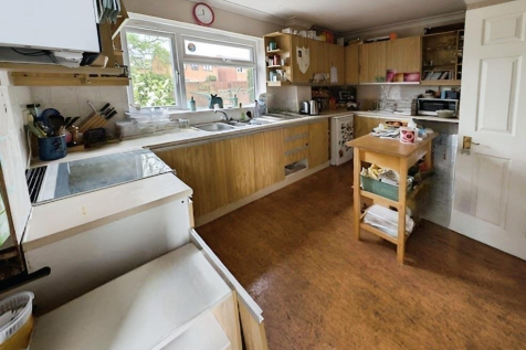 KITCHEN.png