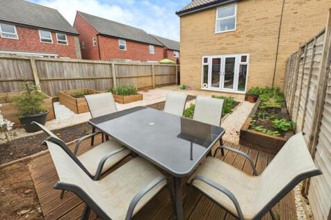 5f9c420a-patio.jpg