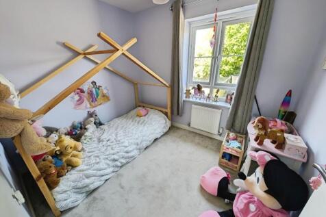 bed 203.jpg