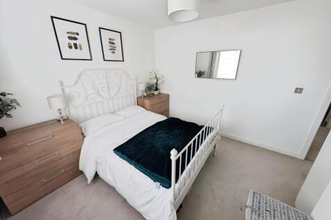 e5e617a0-bed 203a.jpg