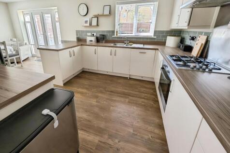 9185f653-kitchena.jpg