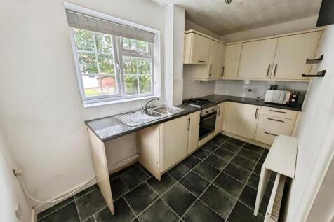 f4da0a36-kitchen.jpg