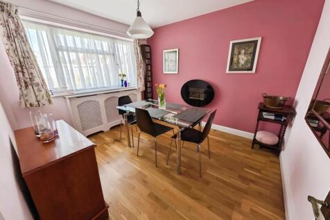 4b2fd91d-dining 20room.jpg