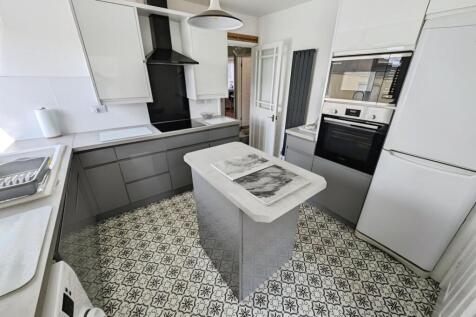 -kitchen 201.jpg