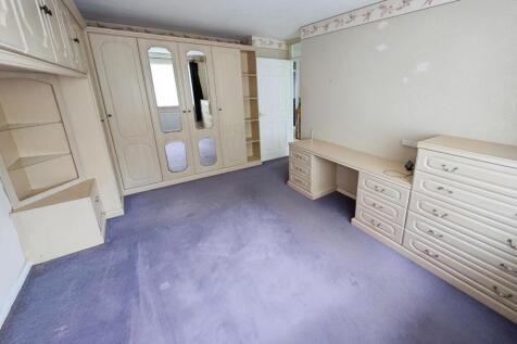 3e25085b-bed 201a.jpg