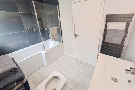 342b8b20-bath.jpg