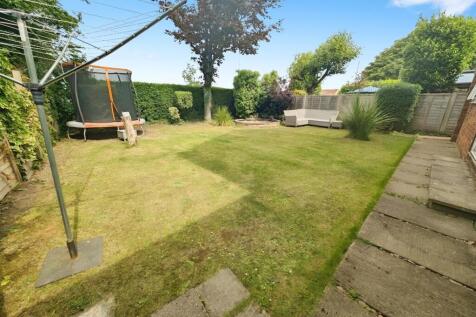 685fafd0-garden 201.jpg