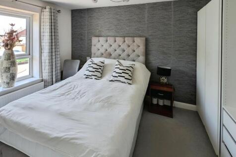 20e037ec-bed 203.jpg