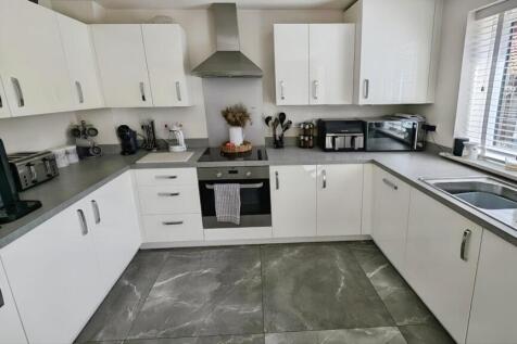 54273cfe-kitchen.jpg