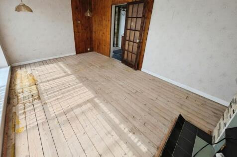 6d80c3e5-lounge 201.jpg