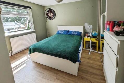 pbox-bedroom-313693.jpg