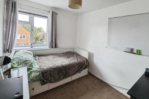 pbox-bedroom-313693.jpg