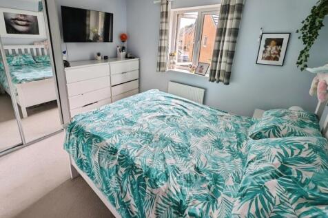 pbox-bedroom-315611.jpg
