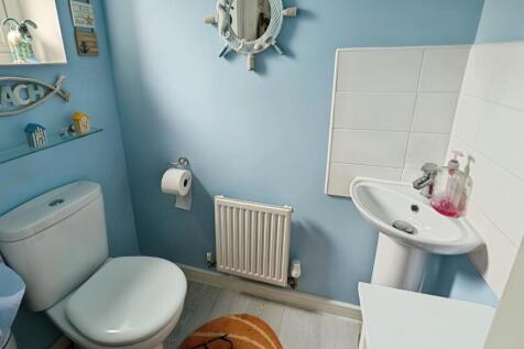 pbox-bathroom-315611.jpg