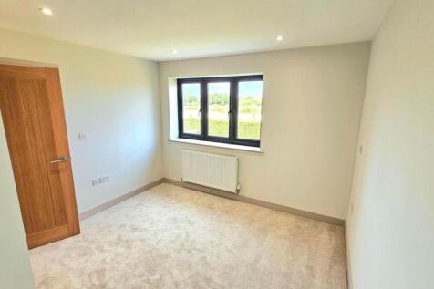 10 Magnum Plum Way.jpg