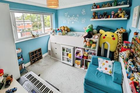 98 Finch bed 2.jpg