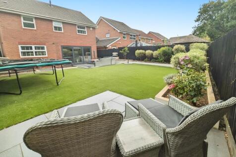 pbox-garden-327599.jpg