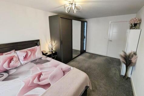 53 Oxleigh bed 1 e.jpg