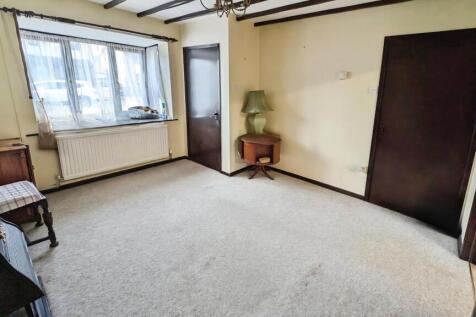 pbox-bedroom-337211.jpg