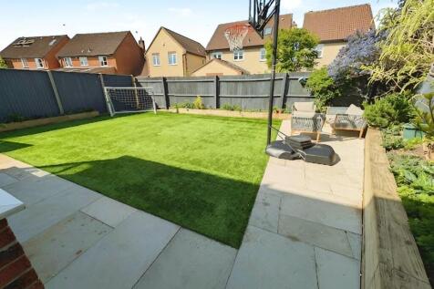 9e879260-garden.jpg