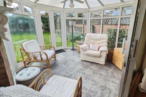 pbox-living_room-342715.jpg