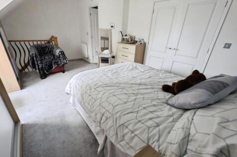 pbox-bedroom-343444.jpg